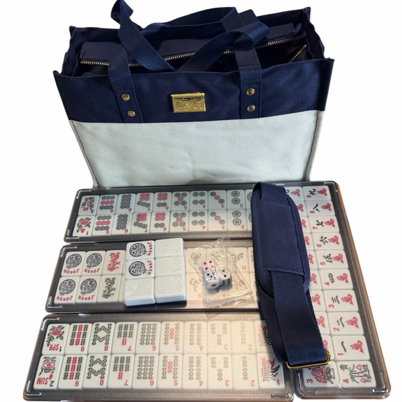 Mahjong Tile Gane Set Complete w/ Bag Racks Dice Open Box Clean Set - Picture 2 of 14